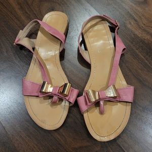 Pink bow sandals size 9